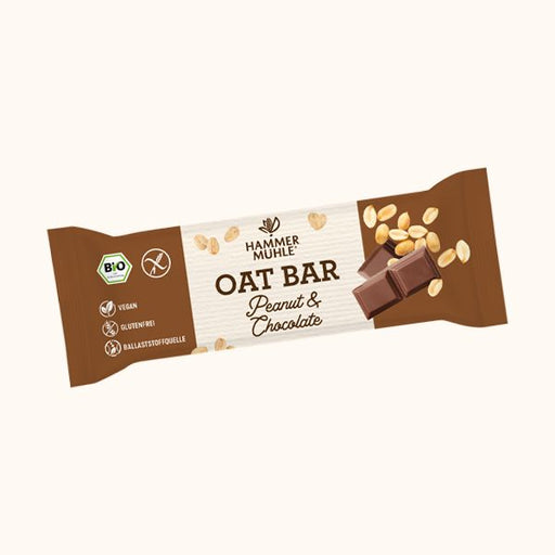 Bio Oat Bar Peanut & Chocolate 45g - Hammermühle

Der Bio Oat Bar Peanut Chocolate von Hammermühle kombiniert glutenfreie Hafervollkornflocken mit kräftig gerösteten Erdnüssen und feinen Schokoladendrops. 